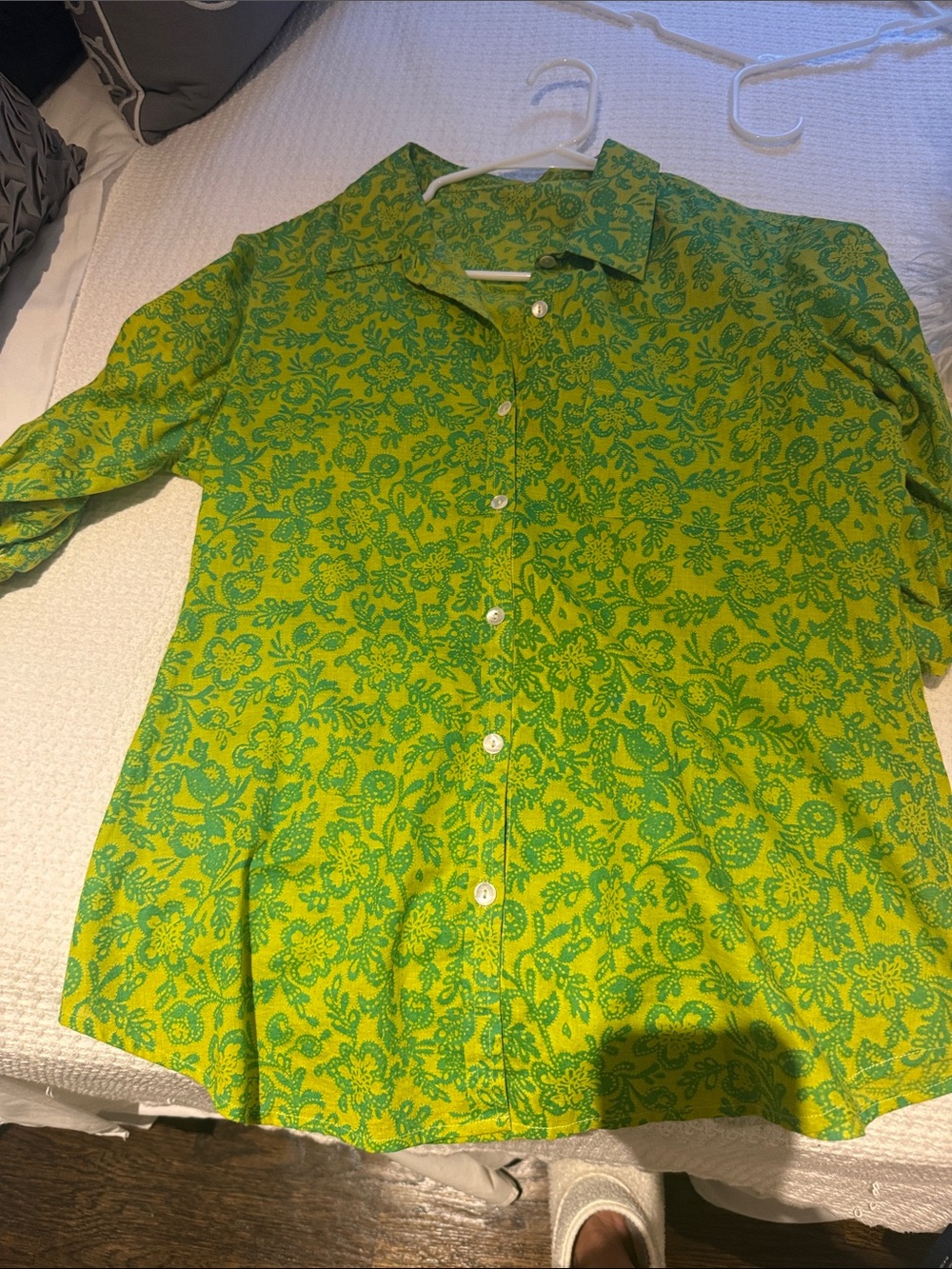 Womens Bright Green Floral Button-Up Linen Top